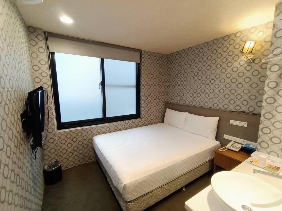 Taiwan Seven Days Boutique Hotel Đài Bắc Ngoại thất bức ảnh
