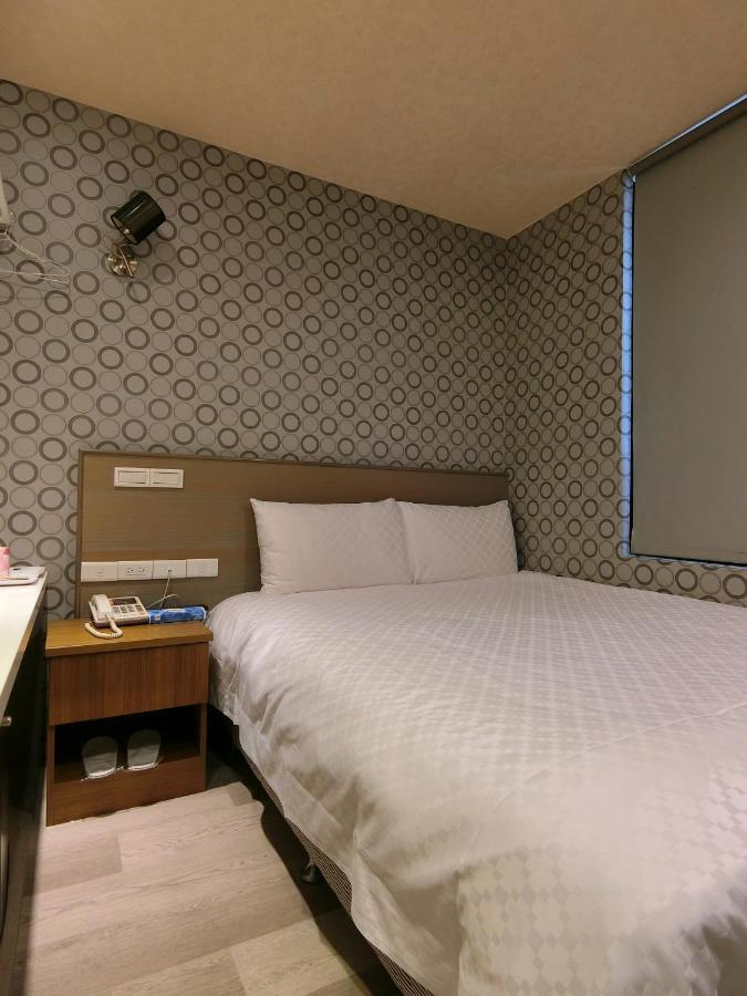Taiwan Seven Days Boutique Hotel Đài Bắc Ngoại thất bức ảnh