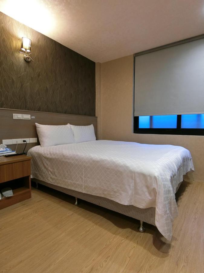 Taiwan Seven Days Boutique Hotel Đài Bắc Ngoại thất bức ảnh
